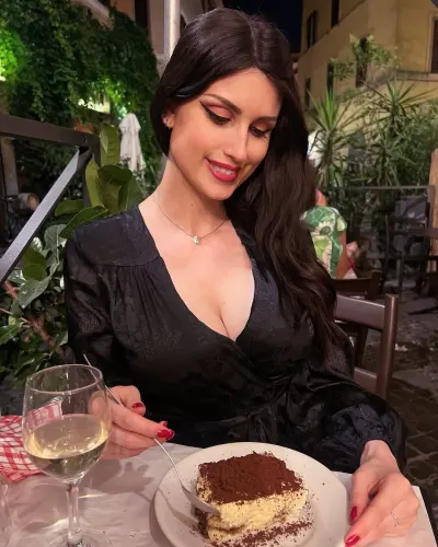 Elsa oesinger elsao sur mym leak — aperçu 9