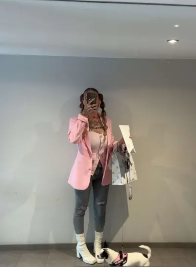 Helenaeliart leak — aperçu 3