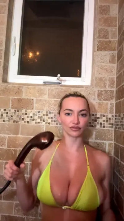Lindsey pelas leak — aperçu 8